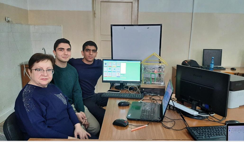 Ռոբոարտ 2 (1)