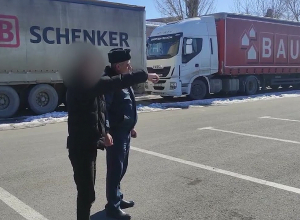 Ավտոմեքենայից իբր գողացել էին 10․300․000 դրամ․ կան կալանավորվածներ