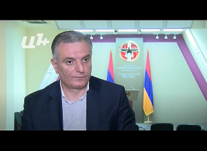 Պատրաստ է ամեն ինչ տալ, տալուց էլ վեր է կենում ասում` Ադրբեջանը սենց բաներ է ուզում. Արտակ Զաքարյան