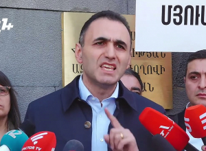 Пусть не пытается подписать какой-либо документ: Чалабян