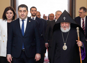 Католикос Всех Армян принял председателя Парламента Грузии
