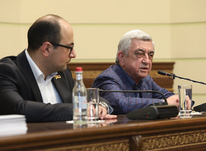 Սերժ Սարգսյանը հանդիպում է ունեցել «Անդրանիկ Մարգարյան» քաղաքական դպրոցի շրջանավարտների հետ