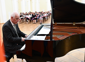 Նախագահ Վահագն Խաչատուրյանը հյուրընկալել է տարբեր բժշկական հաստատությունների մի խումբ կանանց