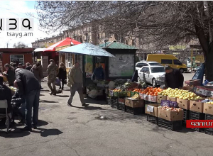 Կկասեցվի՞ փողոցային առեւտուրը. Գյումրիում կայացավ հանրային քննարկում