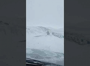 На участке Торосгюх-Бавра идет снег