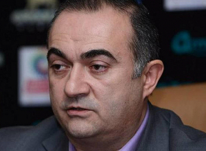 Եթե Փաշինյանը վեր կենար ասեր, խնդրում եմ մեկ րոպե պարեք՝ երևի կպարեին․Պողոսյանը՝ ԱԺ-ի մասին