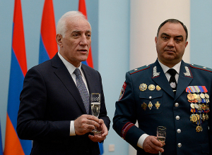 Նախագահ Վահագն Խաչատուրյանը պետական պարգևներ է հանձնել և շնորհավորել Ոստիկանության օրվա առթիվ