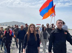 Стартовало шествие из Тигранашена