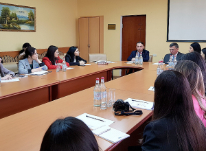 Գեղամ Ստեփանյանը հանդիպել է ՀՀ ԱԳՆ դիվանագիտական դպրոցի պատվիրակության հետ