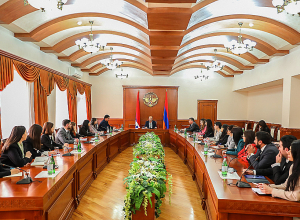 Արտակ Բեգլարյանը ընդունել է ՀՀ ԱԳՆ դիվանագիտական դպրոցի պատվիրակությանը