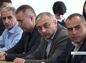 Արայիկ Հարությունյանն  հանդիպել է Արցախի  դատական համակարգի պատասխանատուների հետ
