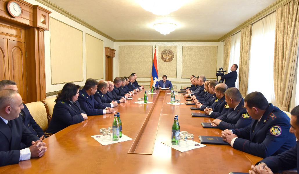 270422DatakhazEvQnnch