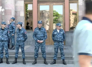 Ակցիա Կառավարության դիմաց․ Ուղիղ