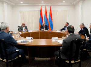 Վարչապետը հանդիպում է ունեցել արտախորհրդարանականների հետ