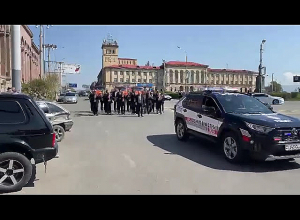 Հրապարակ են մտնում ջրցան մեքենաները