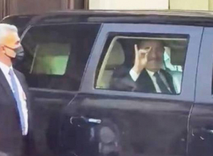 Չավուշօղլուն իր վարքն արդարացրել է՝ «անպարկեշտ» որակելով հայ ցուցարարների գործողությունը