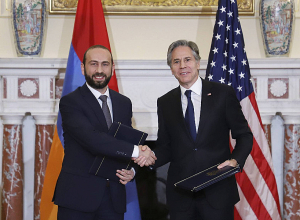 Արարատ Միրզոյանն Էնթոնի Բլինքենին է ներկայացրել Ադրբեջանի կողմից Արցախում հումանիտար ճգնաժամ ստեղծելուն ուղղված գործողությունները