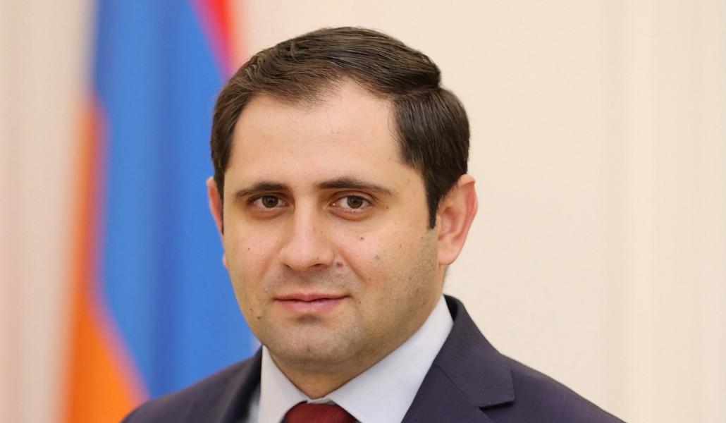 Սուրեն Պապիկյան
