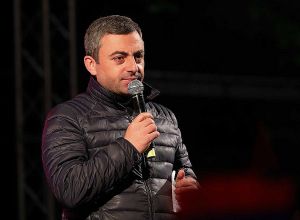 Կազմակերպված առաջ են գնում, մայիսի 9-ին մեծ հանրահավաք է սպասվում․ Իշխան Սաղաթելյան