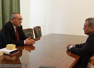 Արցախի ԱԺ նախագահ Արթուր Թովմասյանն ընդունել է Իշխան Զաքարյանին