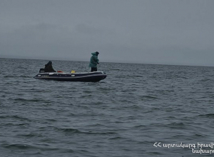 Փրկարարները հետ են բերել  Սևանա լճում ափից հեռացած քաղաքացիներին