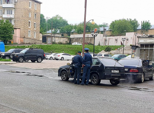 Արցախի ոստիկանությունը իրականացնում է ուժեղացված ռեժիմով տրանսպորտային միջոցների ստուգումներ