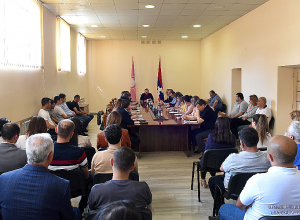 Արայիկ Հարությունյանը հանդիպել է «Ազատ Հայրենիք» կուսակցության ակտիվի հետ