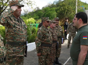 Սուրեն Պապիկյանն այցելել է 3-րդ բանակային զորամիավորում