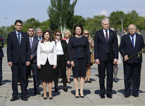 Президент Литвы почтил память жертв Геноцида армян