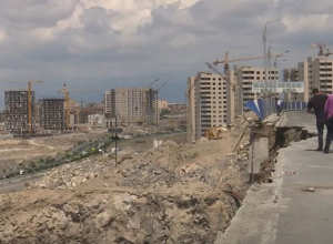 Ծիծեռնակաբերդի խճուղու վերակառուցման աշխատանքները կազմակերպելու են եռահերթ