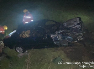 Հարթավան-Քուչակ ավտոճանապարհին «Mercedes»-ը սահել է հարակից ձորակը և հրդեհվել