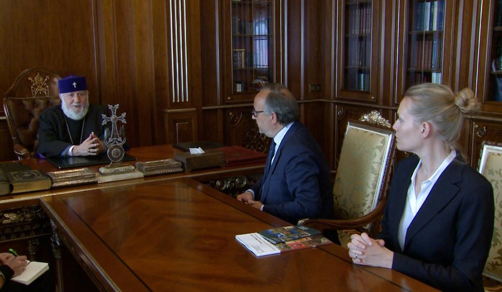 284329084_10158832310311408_1895994970586500418_n (1)