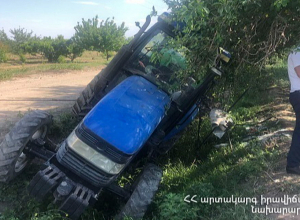 Այգավան գյուղում տրակտորը շրջվել է. վարորդը տեղում մահացել է