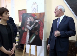 Президент Ваагн Хачатурян встретился в Тбилиси с армянскими общественными деятелями и с деятелями культуры