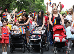 Քաղաքական հունիսի 1․ մանկական քայլերթ՝  հանուն հայրենիքի․ ՖՈՏՈՇԱՐՔ