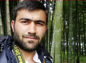 Նկարահանումների ժամանակ Արշակունյաց փողոցի շենքերից մեկի տանիքից վայր է ընկել ու մահացել օպերատորի օգնական Արթուր Ղանդիլյանը