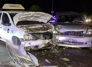 5 վիրավոր հոսպիտալացվել է. խոշոր վթար Աբովյան քաղաքի մոտ