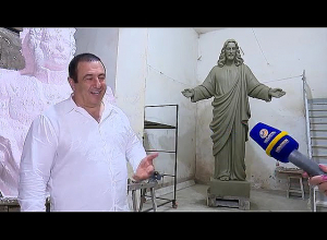 Ծառուկյանը Սամվելյանի արվեստանոցում ծանոթացել է Հիսուս Քրիստոսի արձանի գրեթե վերջնական տարբերակին