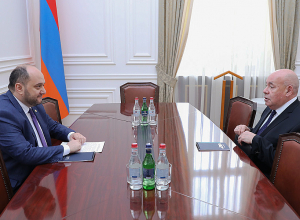 Արայիկ Հարությունյանն ընդունել է  Միխայիլ Շվիդկոյին