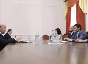 Հակոբ Արշակյանը և Միխայիլ Շվիդկոյը քննարկել են հայ- ռուսական դաշնակցային հարաբերությունների հարցեր