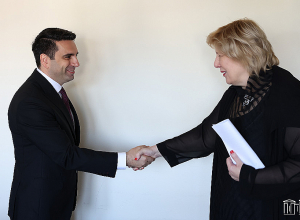 Արցախը Եվրոպայի խորհրդի աշխարհագրական տարածք է, որտեղ ապրում են եվրոպացիներ, եւ Արցախի ժողովուրդն ունի նույն իրավունքները․ Սիմոնյան