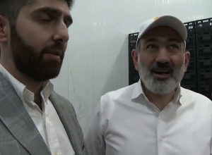 Փաշինյանն այցելել է Արարատի մարզ՝ ծանոթացել սուբվենցիոն ծրագրերով իրականացվող աշխատանքների ընթացքին