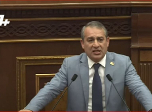 Выпускники военных учебных заведений получат 3-х комнатные квартиры: Хачатрян