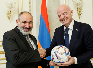 Վարչապետը հանդիպել է Ֆիֆայի նախագահին