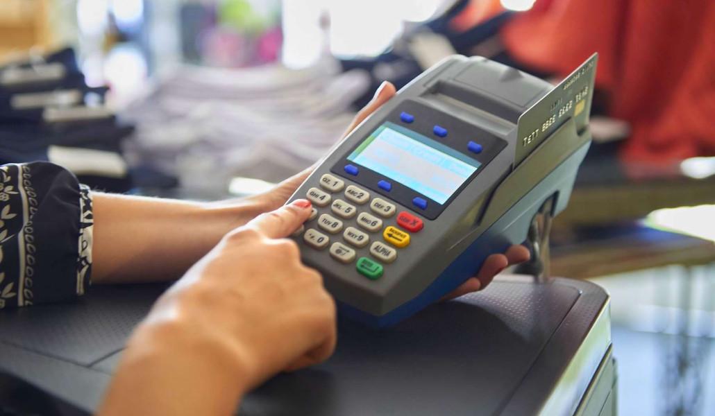 քարտով վճարում