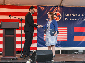 Вице-премьер Матевосян принял участие в торжествах, посвященных 246-летию независимости США