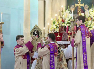 Արամ Ա. Վեհափառ Հայրապետի ձեռամբ Անթիլիասի մայրավանքում Սուրբ Մյուռոնի օրհնություն կատարվեց