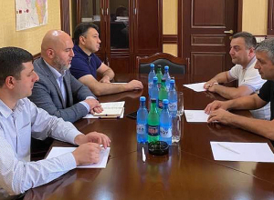 ՀՀԿ-ականները հանդիպել են Արցախի «Արդարություն» կուսակցության անդամներին