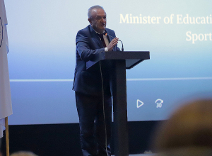 «Ամեն օր արե՛ք այն հնարավորը, ինչ կարող եք, և մի օր կտեսնեք, որ արեցիք անհնարինը». Վ. Դումանյան