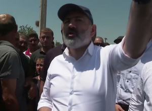 Դուք մեզ դժոխքից փրկել եք․ քաղաքացին՝ Փաշինյանին